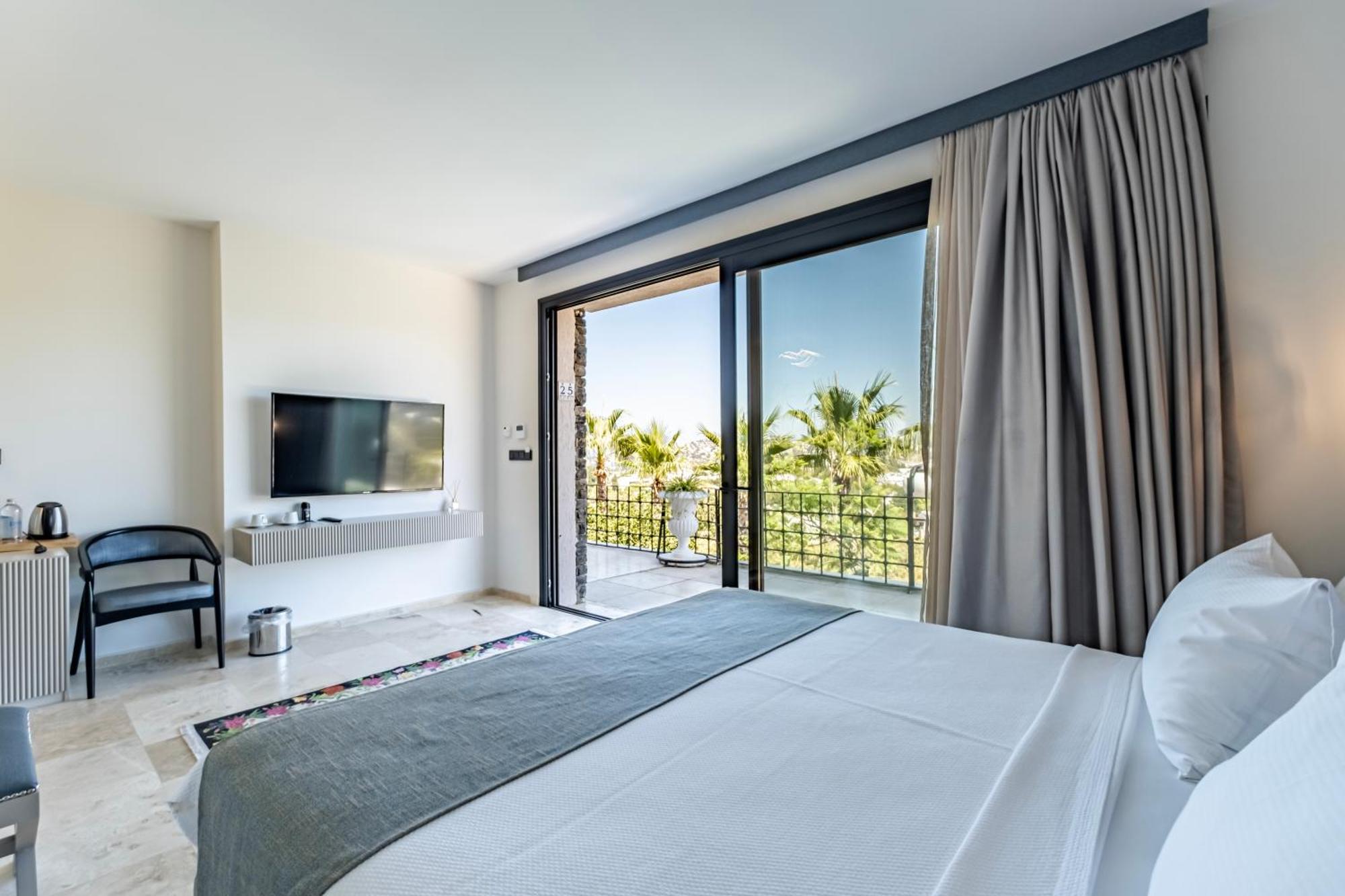 Bombien Luxury