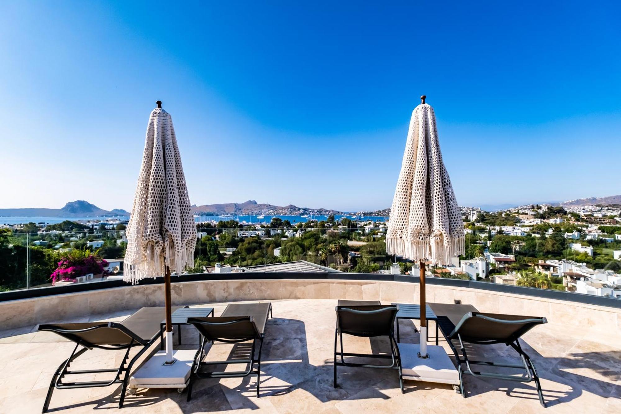 Bombien Luxury Hotel