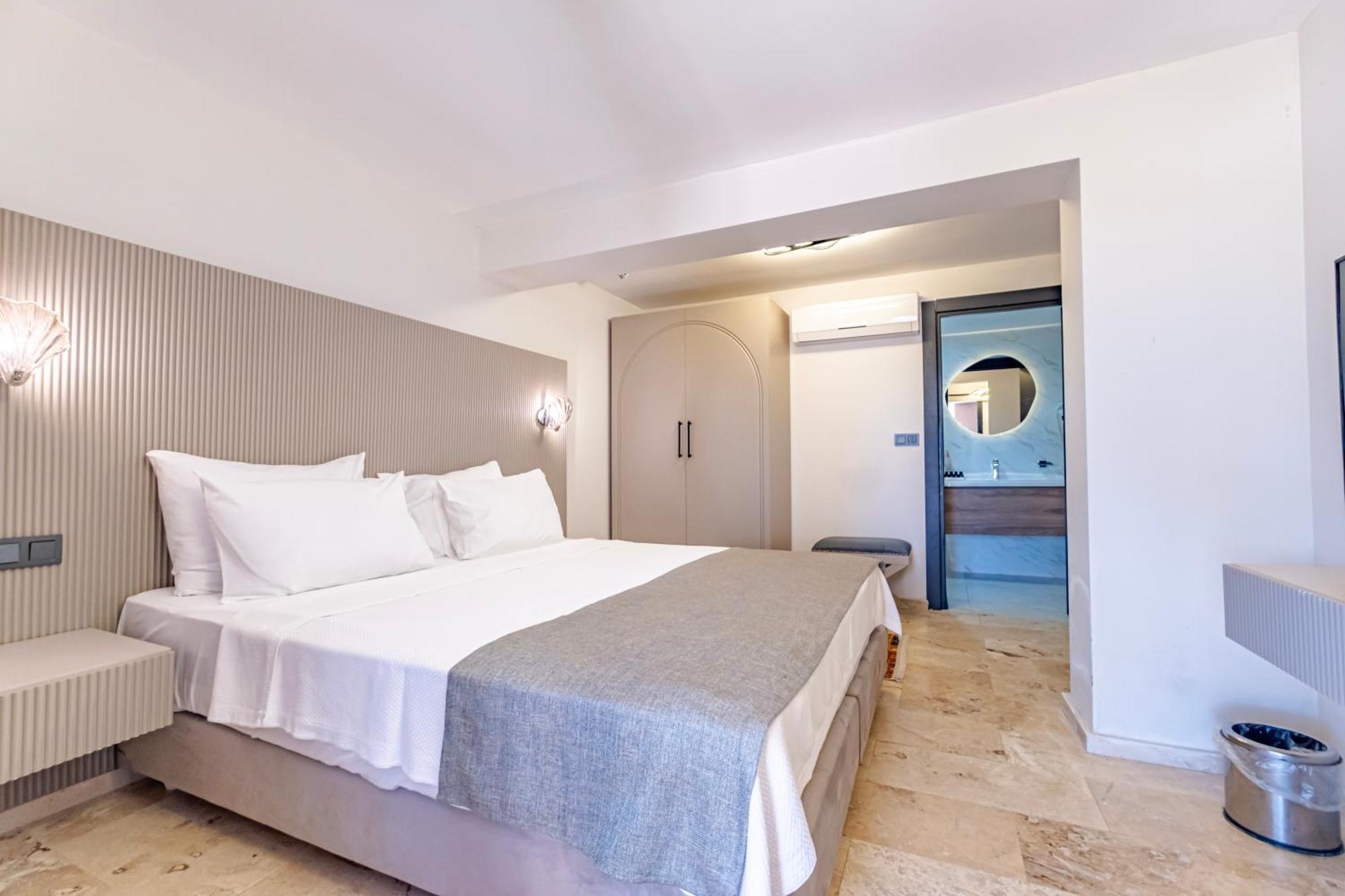 Hotel Bombien Luxury 4*